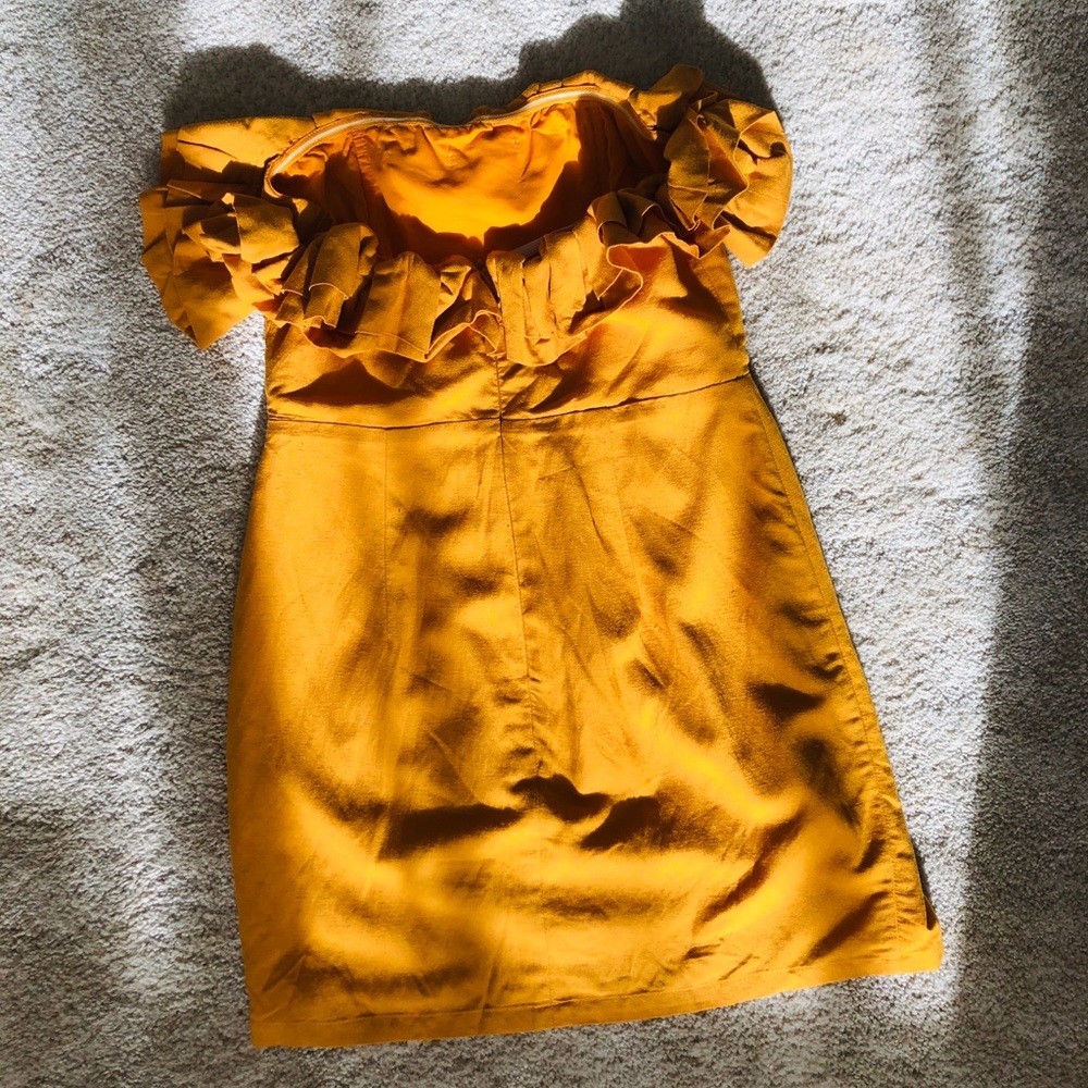 Brand New Off Shoulder Ruffle Mini Dress - Picture 5 of 8